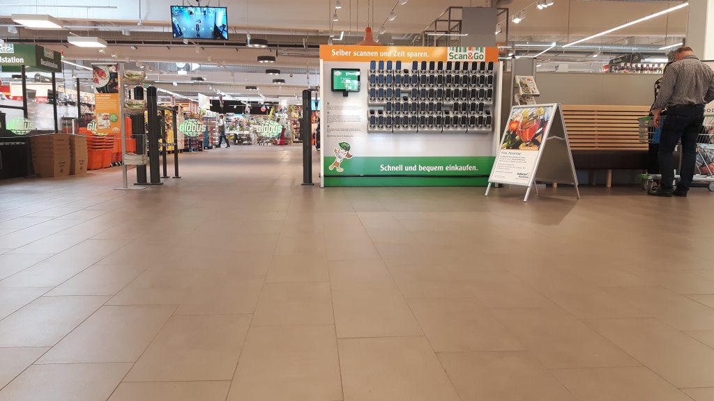 Self Checkout System Der Zukunft Supermarkt Inside