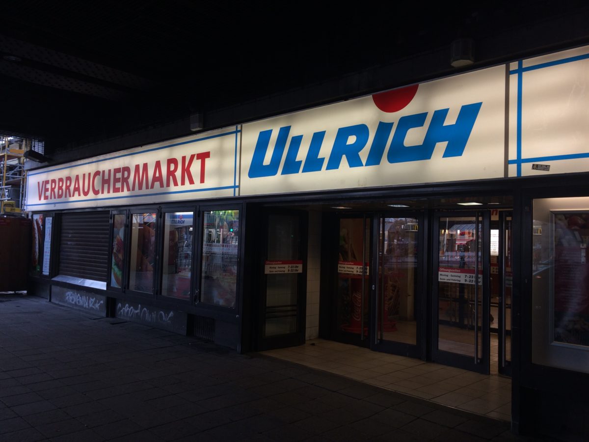 Ullrich Verbrauchermarkt Berlin Zoo Supermarkt Inside