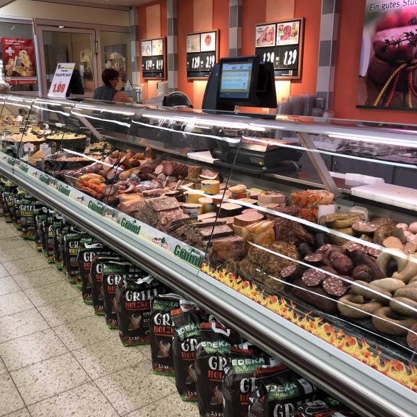 In Lützen ist Edeka Rothe der Platzhirsch Supermarkt Inside