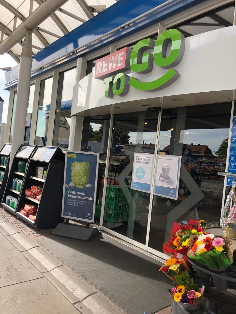 Wo Aral Drauf Steht Ist Rewe Noch Lange Nicht Drin Store Check Bei Rewe To Go Supermarkt Inside