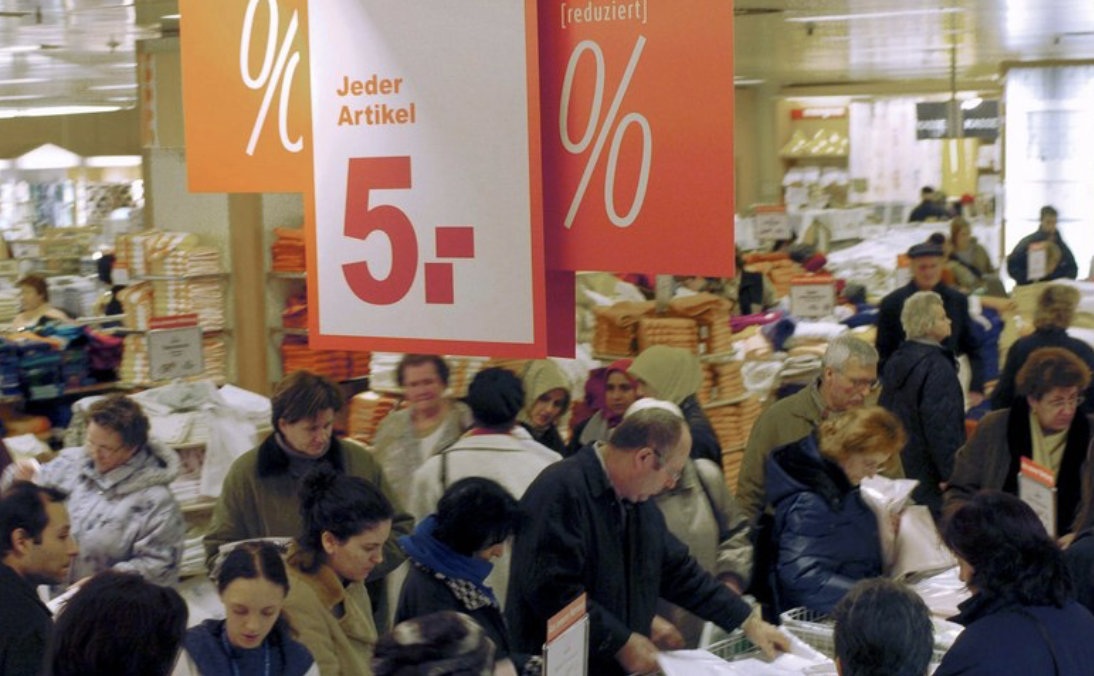 Schlussverkauf Ist Immer Supermarkt Inside